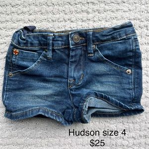 Cute Girl’s Hudson shorts size 4